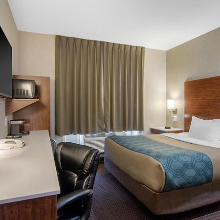 Econo Lodge Fox Creek Экстерьер фото